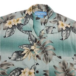 Silk Hawaiian Short Sleeve Shirt L Bermuda Bay Tropical Cruise Resort Vacation